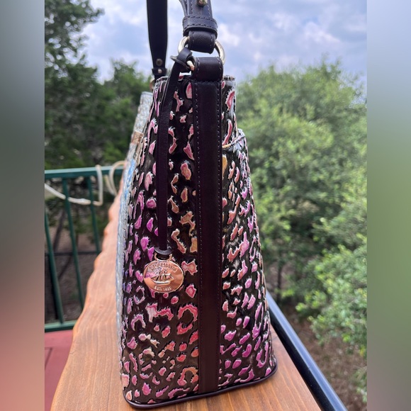 NWT Shira MULTI HEARtHSTONE Bucket Bag Crossbody - Picture 5 of 16